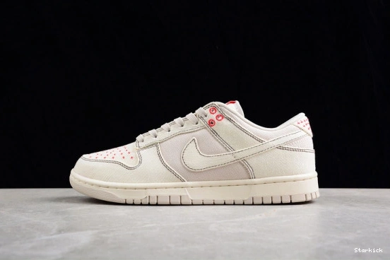 Orewood DV0834-100 Nike Sashiko Dunk Low Light Brown 0811